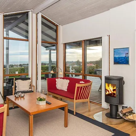 6 Person Holiday In R Nde